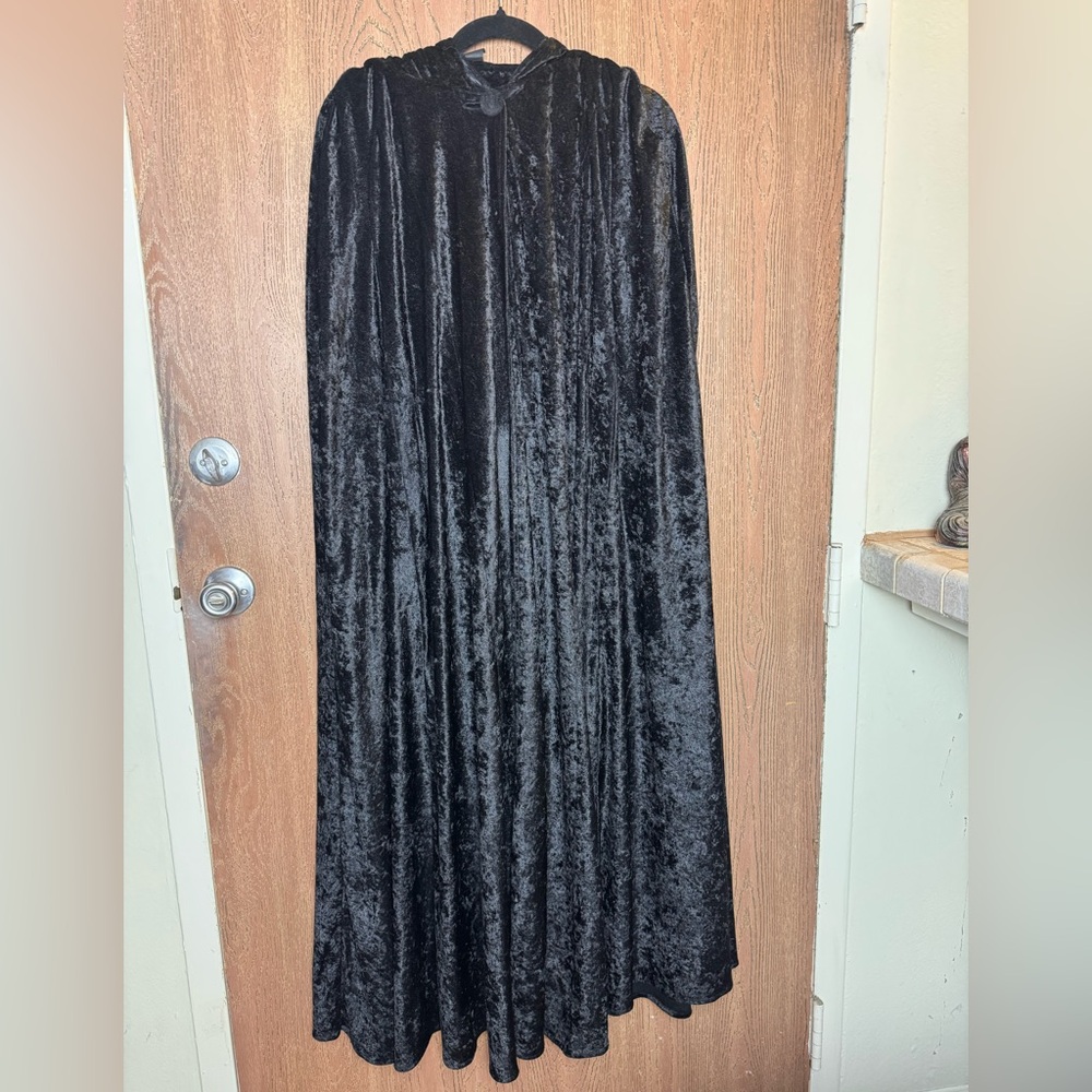 Black Hooded Velvet Cape - Pyramid Collection - 52” length